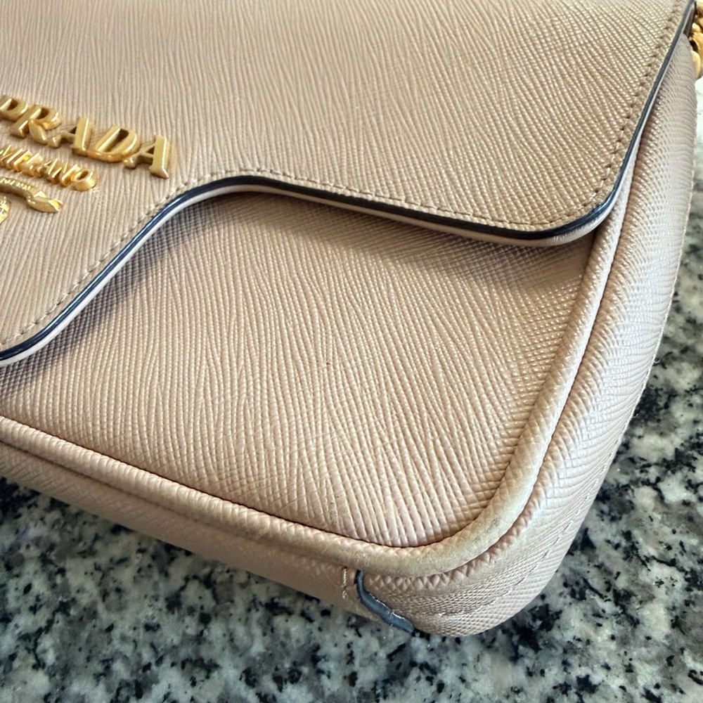 Prada Saffiano Shoulder Bag with Gold Chain - Picture 6 of 11